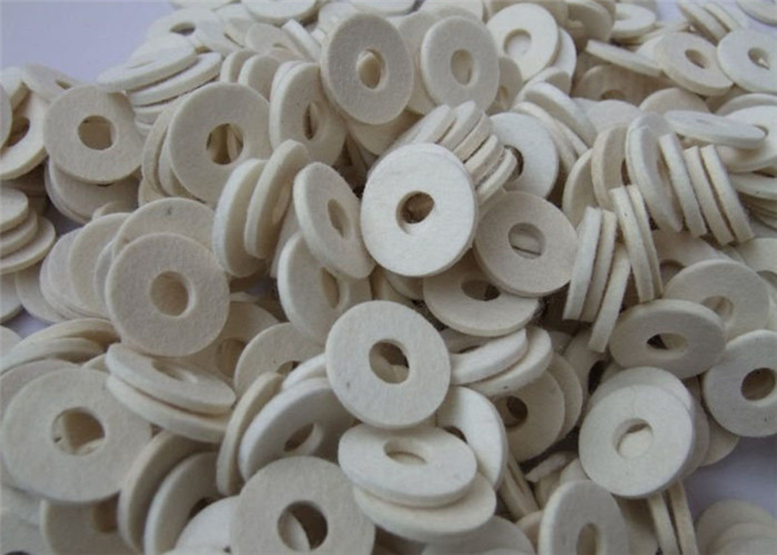 White Wool Small Felt Washers Customized Size 60 90 Hardness High