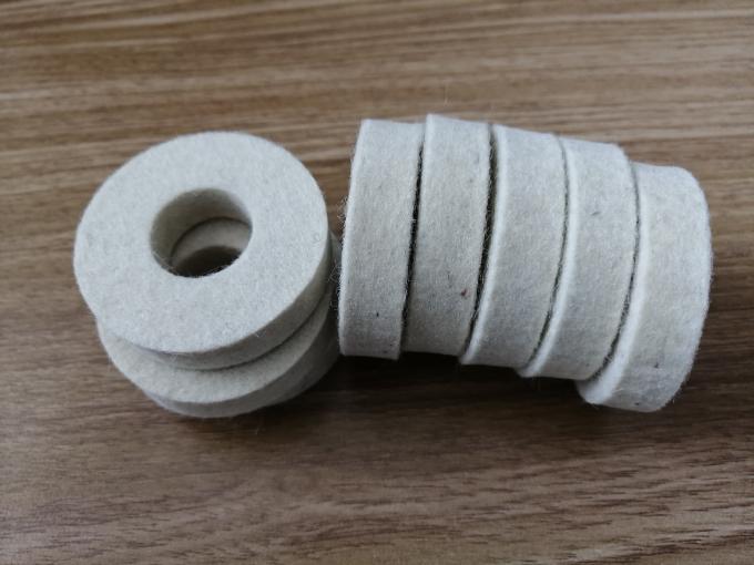 White Wool Small Felt Washers Customized Size 60 90 Hardness High